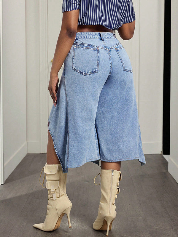 Wide-Leg Capri Jeans