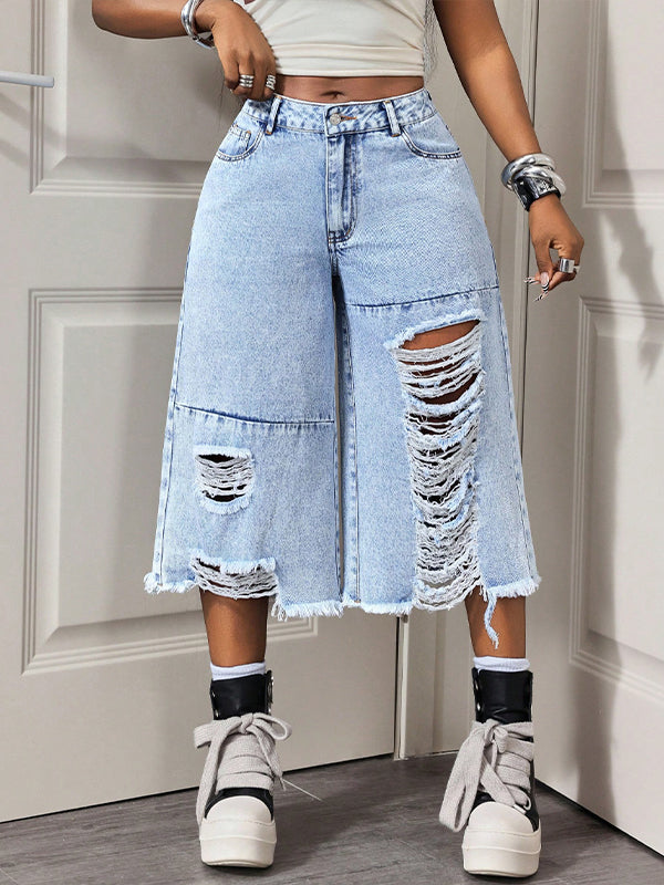 Ripped Capri Jeans
