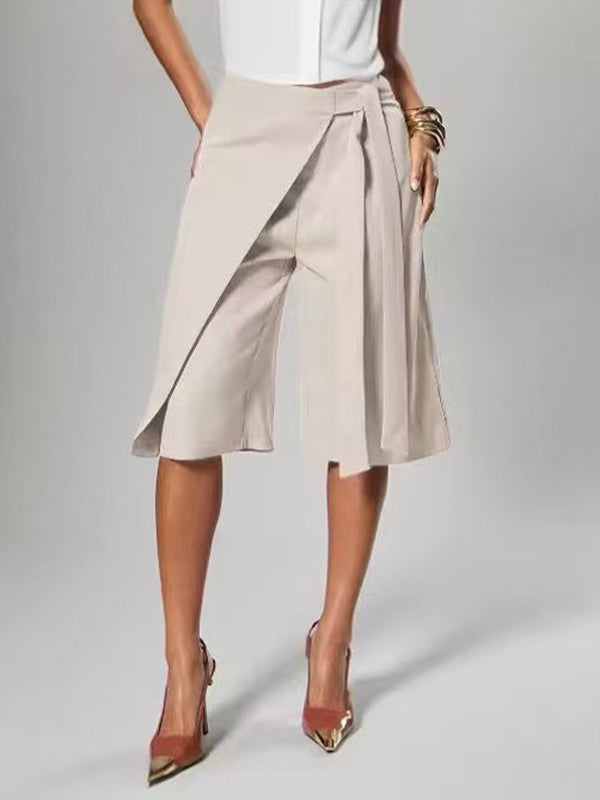 Solid Tied Bermuda Shorts