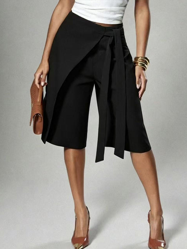 Solid Tied Bermuda Shorts