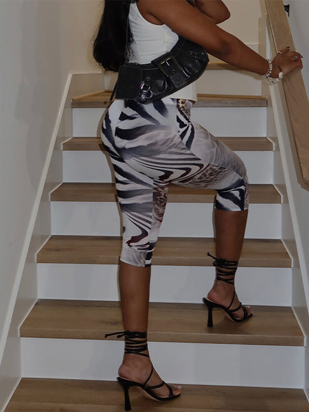 Printed Capri Pants